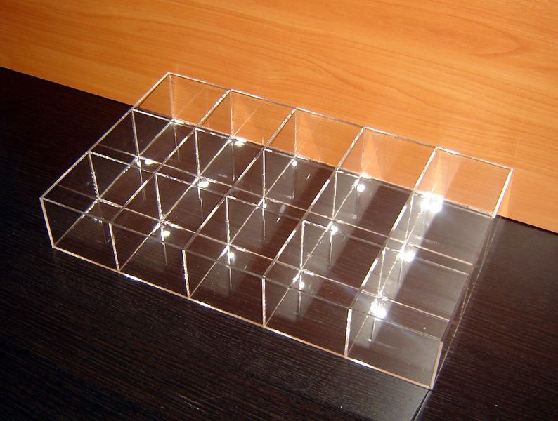 Короб 15 ячеек для ластиков и мелочей 3мм | Прозрачный акрил | 495х300х83мм | Офис, канцелярские товары, хранение &mdash; Купить онлайн 940 фото